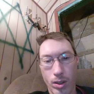 Meet your Posher, Lonie